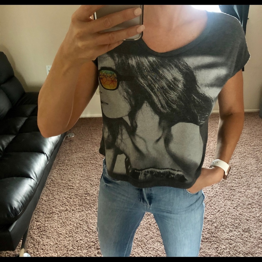 Graphic Tee Small